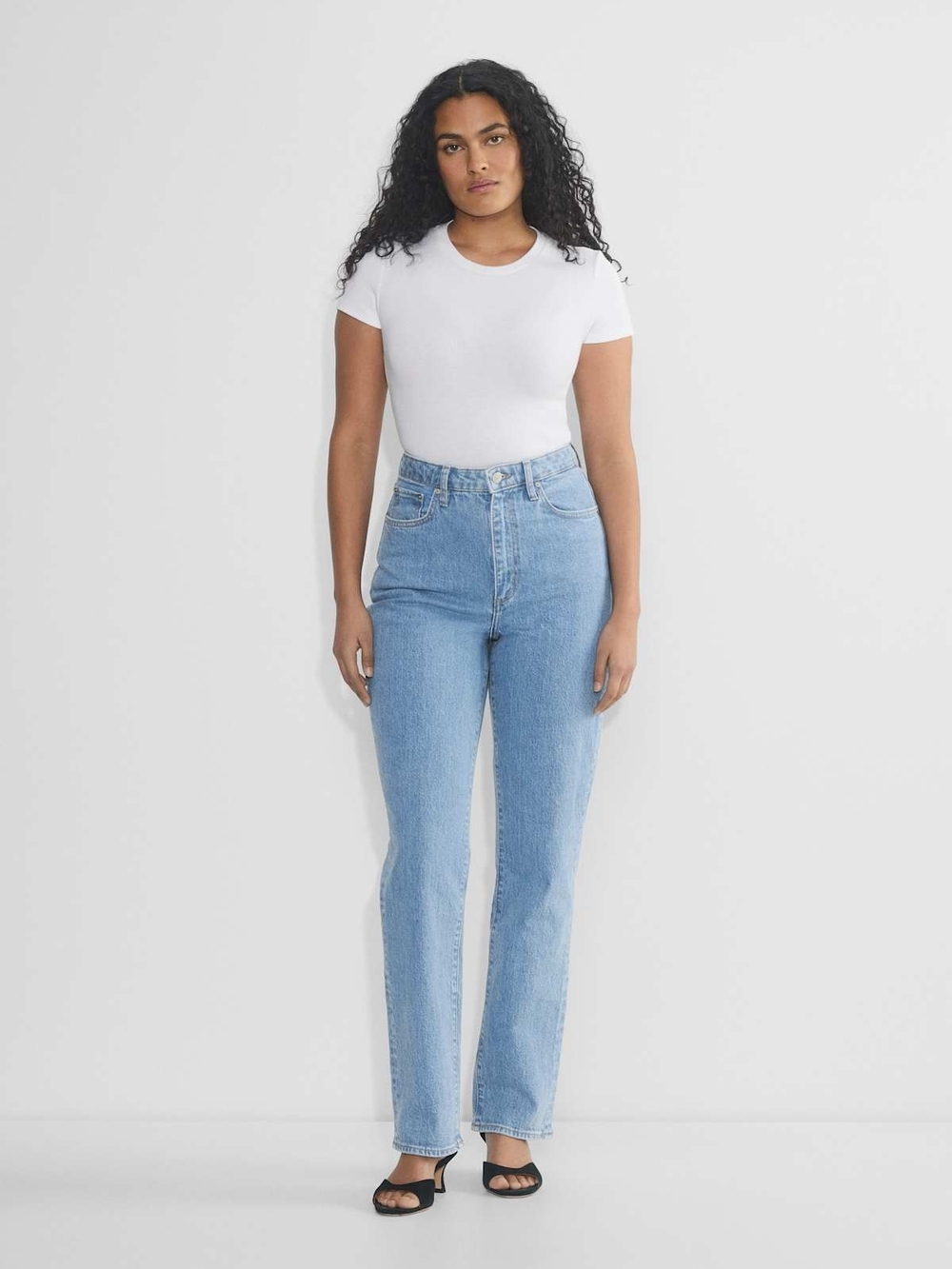 NWT- Denim Forum Rowan Super Hi-Rise Light Blue Straight Jean Size 25